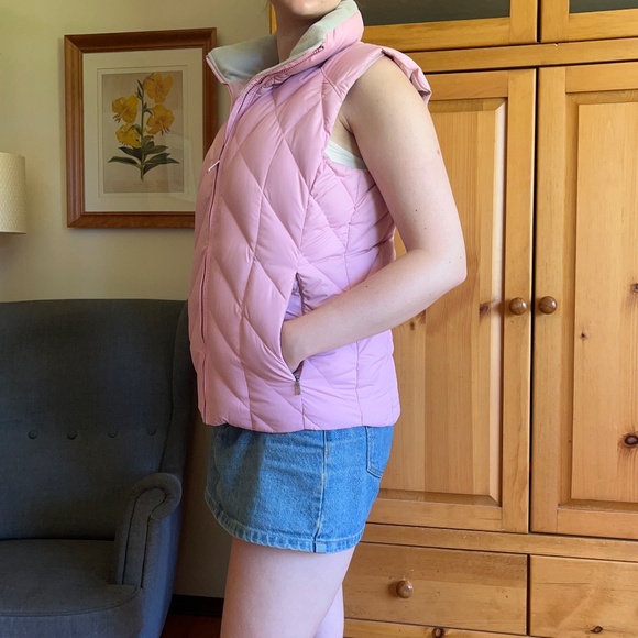 VINTAGE Columbia Down Puffer Vest in Pink - Picture 5 of 6